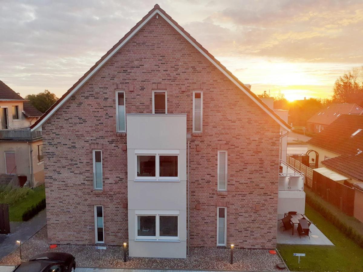 Апартаменты Wittmunder Strasse 24A 50231 Каролинензиль Экстерьер фото